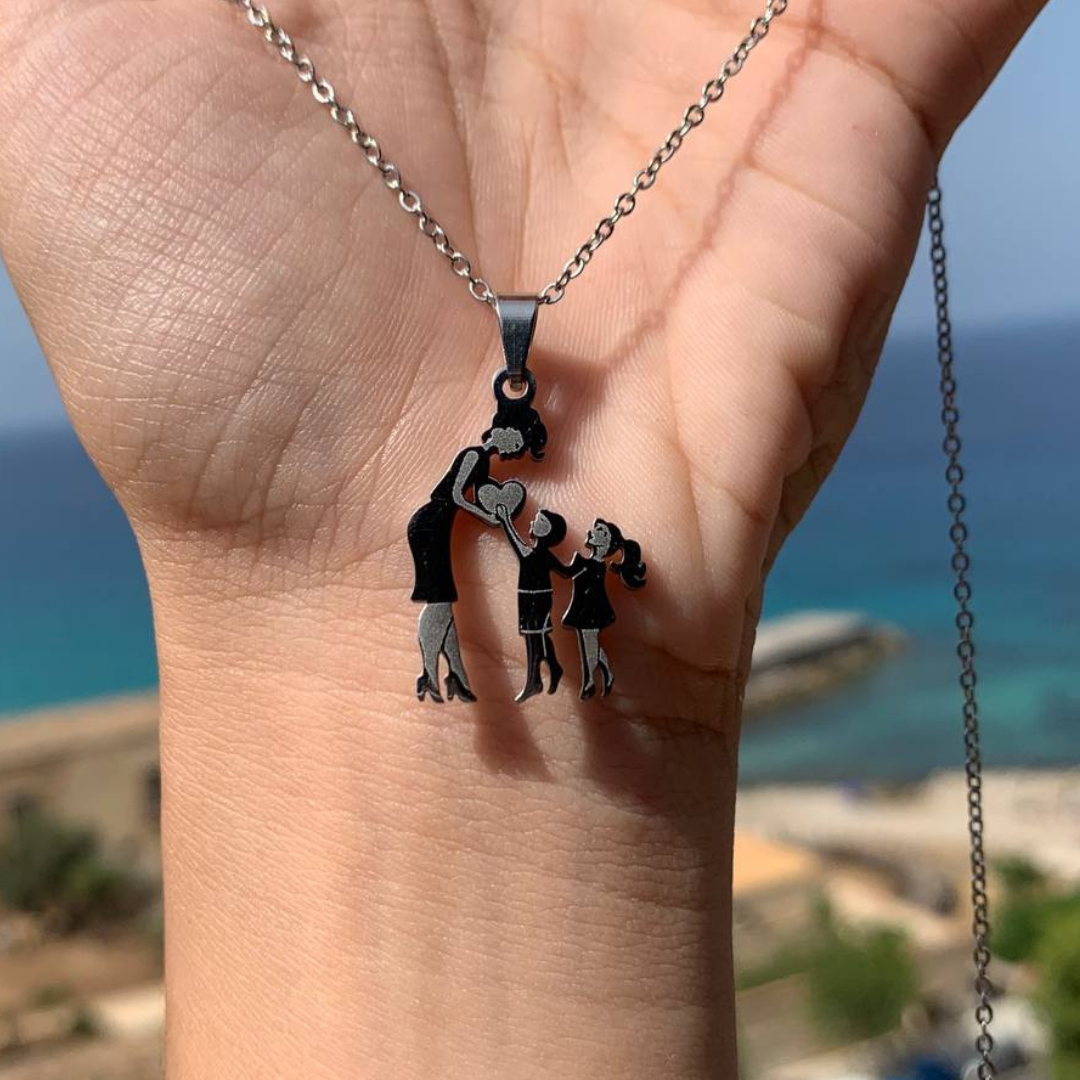 Necklace "MOTHER AND CHILDREN"