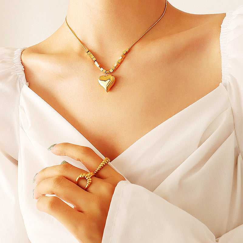 Lucky Cube Clover Necklace
