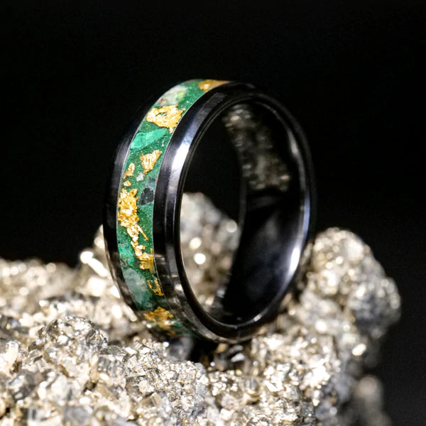 Royal Emerald Glowstone Ring
