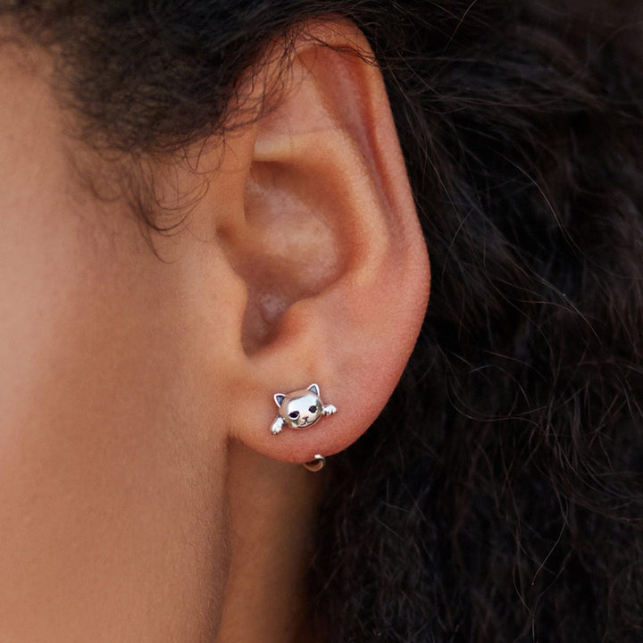 Black Eye Silver Cat Earrings