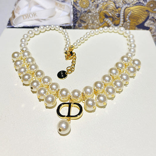 Elegant Pearl Necklace
