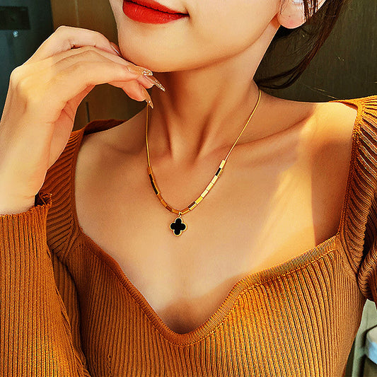 Lucky Cube Clover Necklace